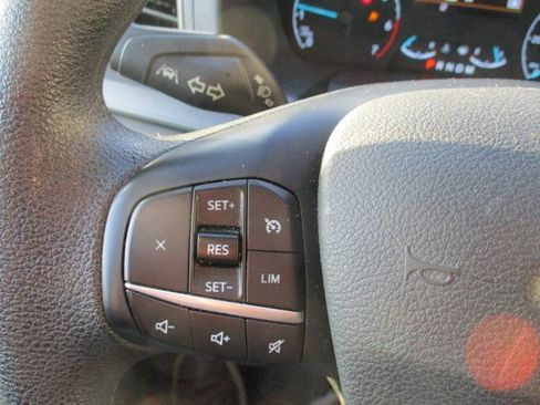 Used 2023 Ford Transit 350 XLT image 13