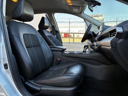 Used 2021 Nissan Altima 2.5 SR FWD image 16