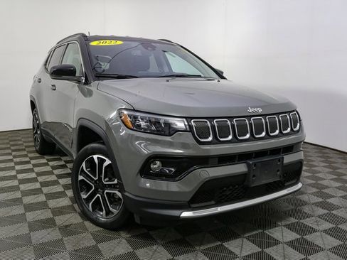 Used 2022 Jeep Compass Limited image 3