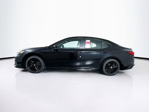 New 2026 Toyota Camry SE image 5