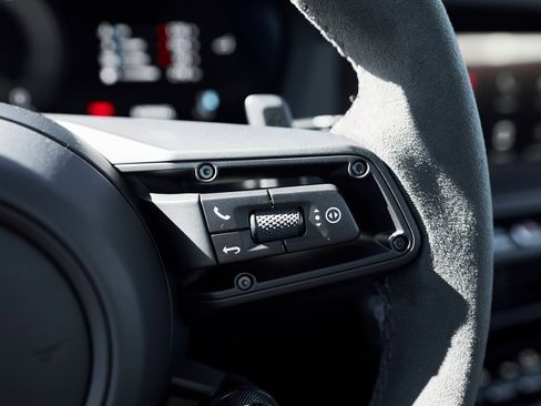 Used 2025 Porsche 911 Carrera 4 GTS w/ Premium Package image 46