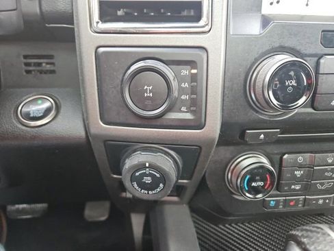 Used 2018 Ford F150 Raptor w/ Equipment Group 802A Luxury image 19