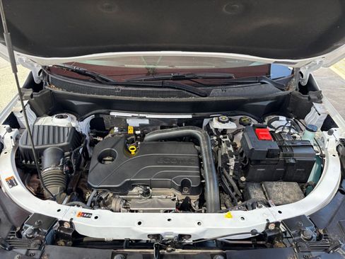 Used 2025 Chevrolet Equinox LT image 33