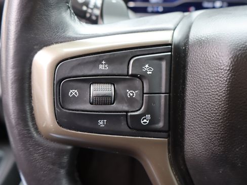 Used 2022 Chevrolet Silverado 1500 High Country w/ High Country Premium Package image 23