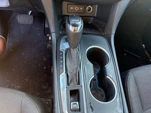 Used 2020 Chevrolet Equinox LT image 14