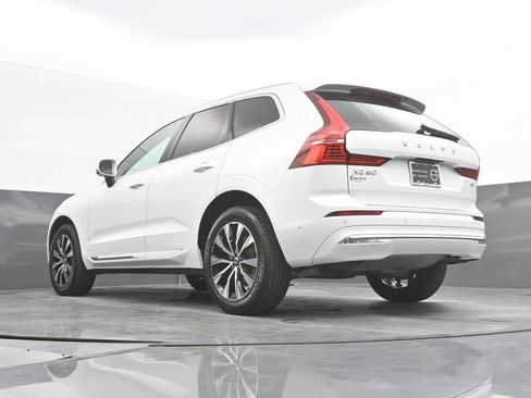 Certified 2023 Volvo XC60 B5 Plus w/ Climate Package FWD image 33