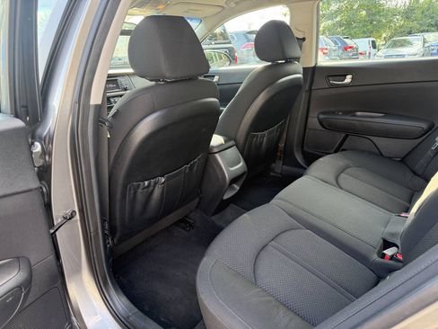 Used 2016 Kia Optima LX FWD image 10