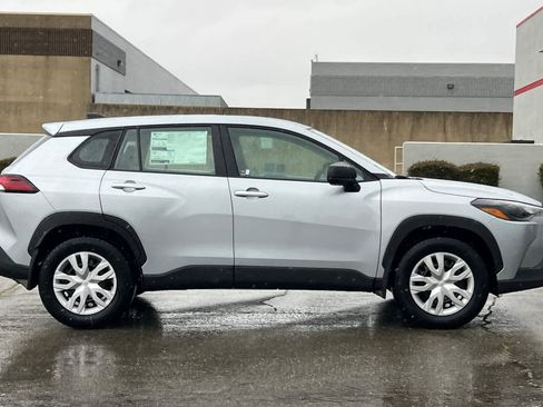 New 2026 Toyota Corolla Cross L image 8