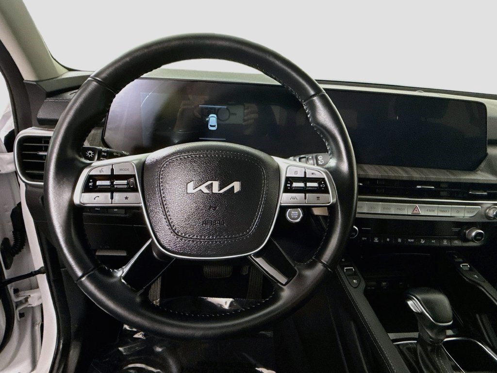 Used 2024 Kia Telluride EX FWD image 12