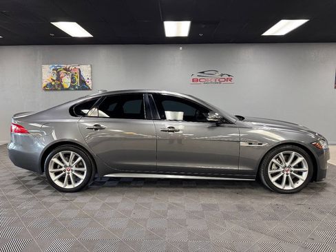 Used 2016 Jaguar XF R-Sport image 17