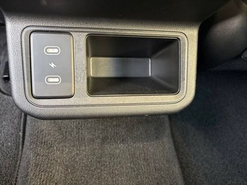 Certified 2025 Kia K4 EX FWD image 30