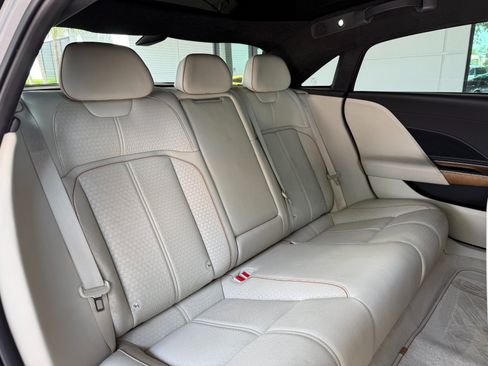 Used 2022 Lucid Air Grand Touring AWD/4WD image 33