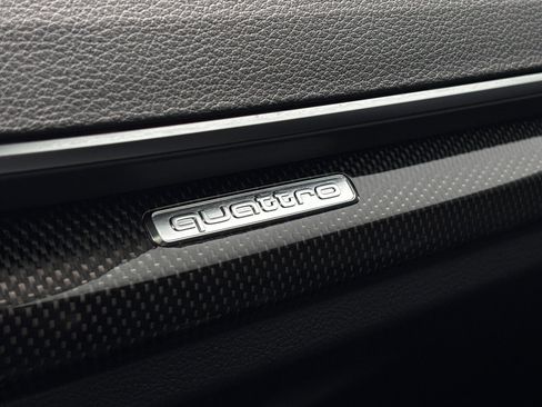 Used 2020 Audi SQ5 Premium Plus w/ Premium Plus Package image 8