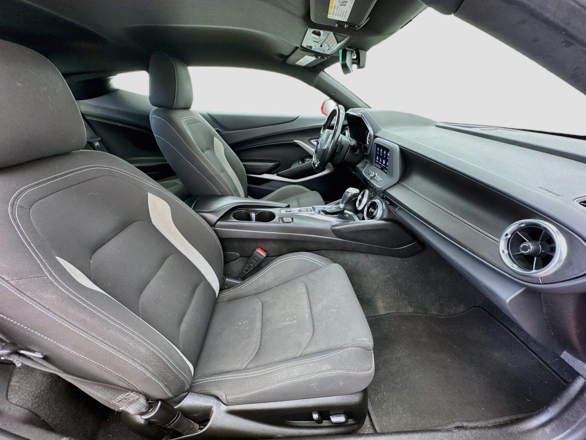 Used 2023 Chevrolet Camaro LT RWD image 18