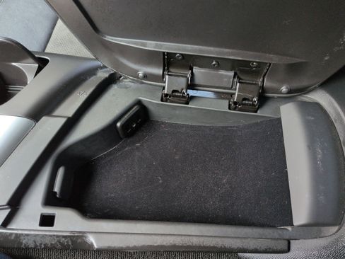 Used 2016 Chevrolet Corvette Z51 3LT w/ 3LT Preferred Equipment Group image 17