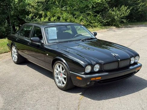 Used 2002 Jaguar XJ8 RWD image 14