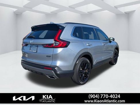 Used 2024 Honda CR-V Sport Touring image 3
