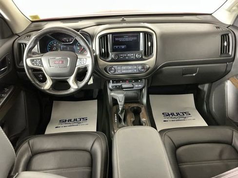 Used 2018 GMC Canyon Denali image 12