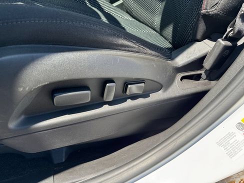 Used 2015 GMC Terrain SLE AWD/4WD image 21