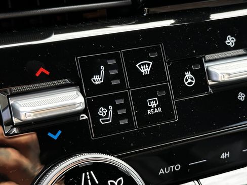 New 2026 Nissan Armada Platinum Reserve w/ Accent Package image 38