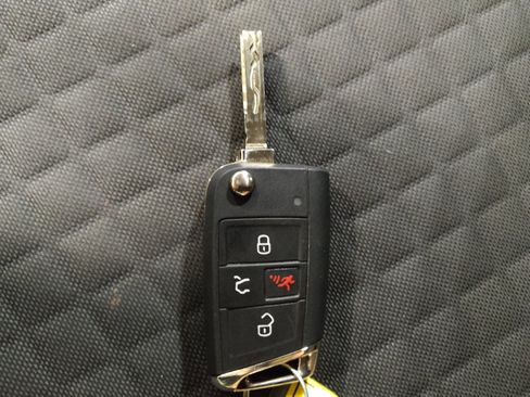 Used 2021 Volkswagen Tiguan S AWD/4WD image 32
