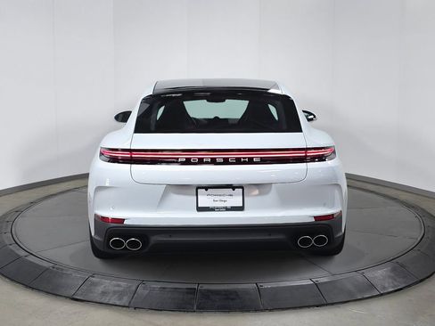 New 2025 Porsche Panamera 4 image 6