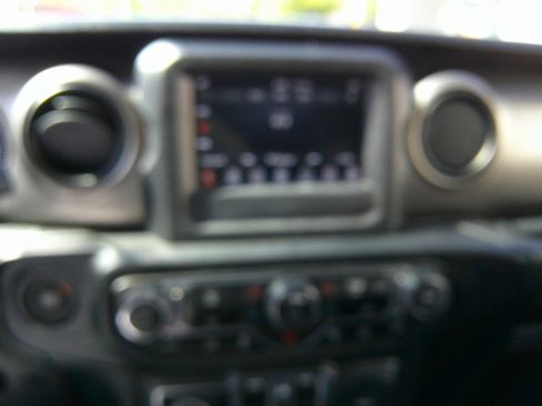 Used 2020 Jeep Wrangler Unlimited Sport S AWD/4WD image 44