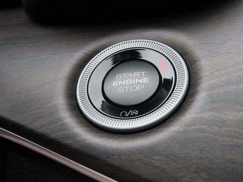 New 2025 Jeep Grand Cherokee Limited w/ Luxury Tech Group II image 14