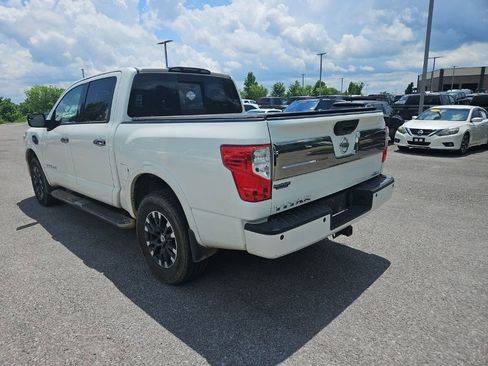 Used 2017 Nissan Titan Platinum Reserve w/ Off-Road Package AWD/4WD image 5