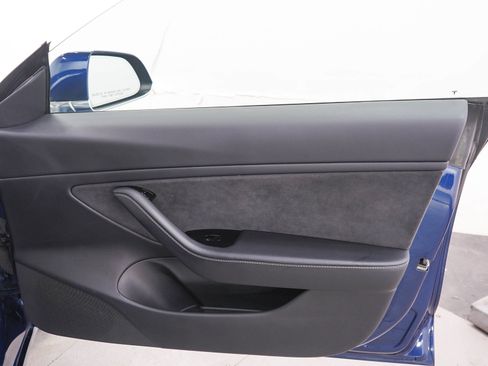 Used 2020 Tesla Model 3 Long Range AWD/4WD image 9