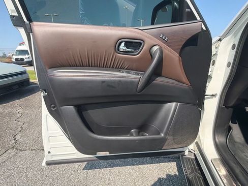 Used 2020 Nissan Armada Platinum w/ Platinum Reserve Package RWD image 10