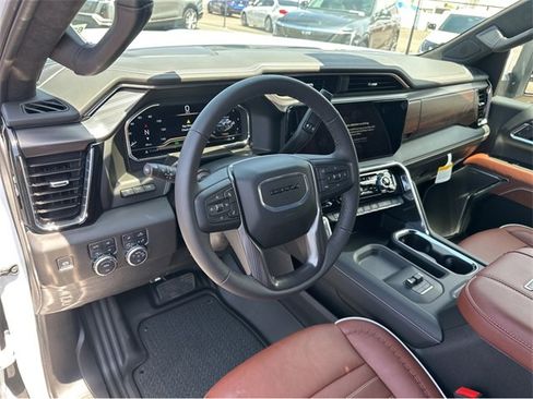 New 2025 GMC Sierra 2500 Denali Ultimate image 24