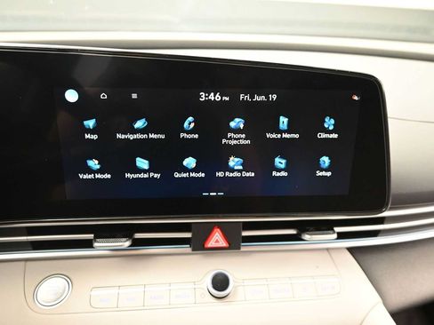 New 2026 Hyundai Elantra Limited FWD image 21