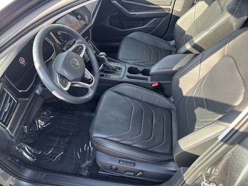 Used 2023 Volkswagen Jetta SEL image 11