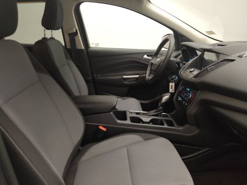 Used 2018 Ford Escape SE w/ SE Sync 3 Package AWD/4WD image 21