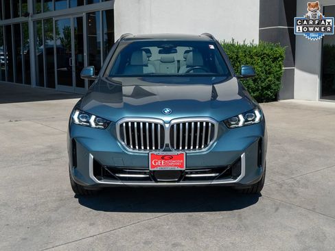 Used 2024 BMW X5 xDrive50e w/ Executive Package AWD/4WD image 2