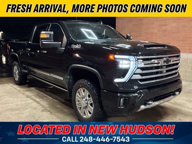 Used 2024 Chevrolet Silverado 3500 High Country w/ High Country Premium Package AWD/4WD image 4