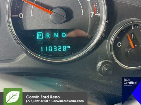 Used 2018 Jeep Wrangler Unlimited Sahara w/ Connectivity Group AWD/4WD image 15