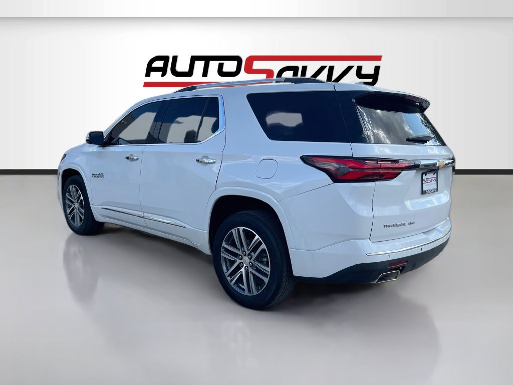 Used 2023 Chevrolet Traverse High Country w/ LPO, Floor Liner Package AWD/4WD image 5