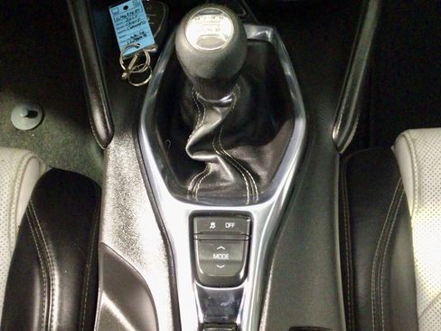 Used 2017 Chevrolet Camaro LT image 20
