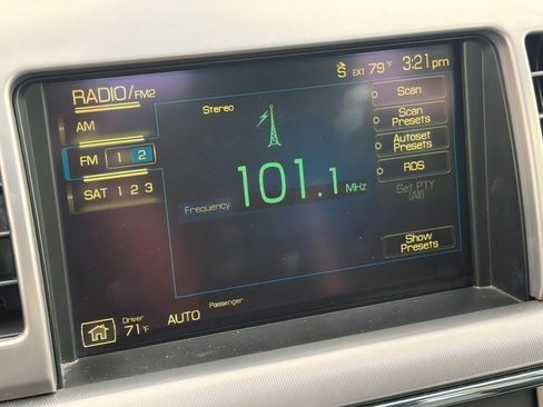 Used 2010 Lincoln MKZ AWD image 21