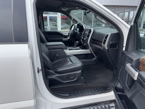 Used 2019 Ford F150 Lariat w/ Equipment Group 502A Luxury image 6