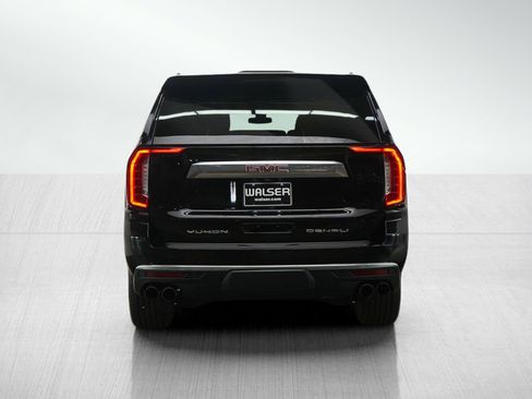 Used 2021 GMC Yukon XL Denali image 5