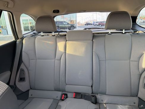 Used 2020 Subaru Outback Premium image 9