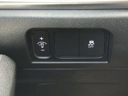 Used 2024 Kia Sorento S FWD image 28