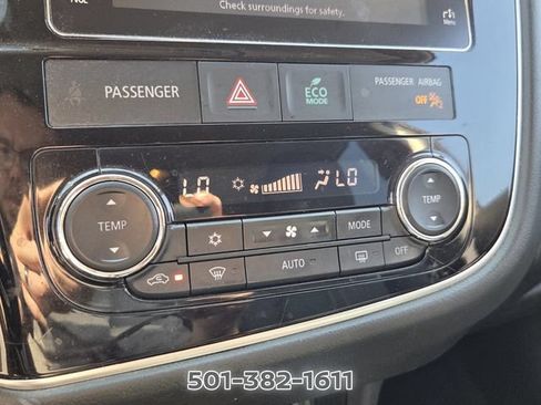 Used 2018 Mitsubishi Outlander SEL AWD/4WD image 22