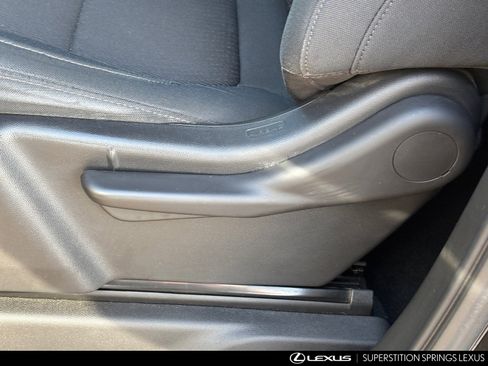 Used 2021 Chevrolet Silverado 1500 Custom Trail Boss image 21