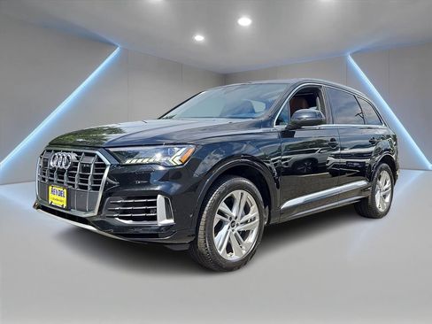 Used 2023 Audi Q7 3.0T Premium w/ Convenience Package AWD/4WD image 1