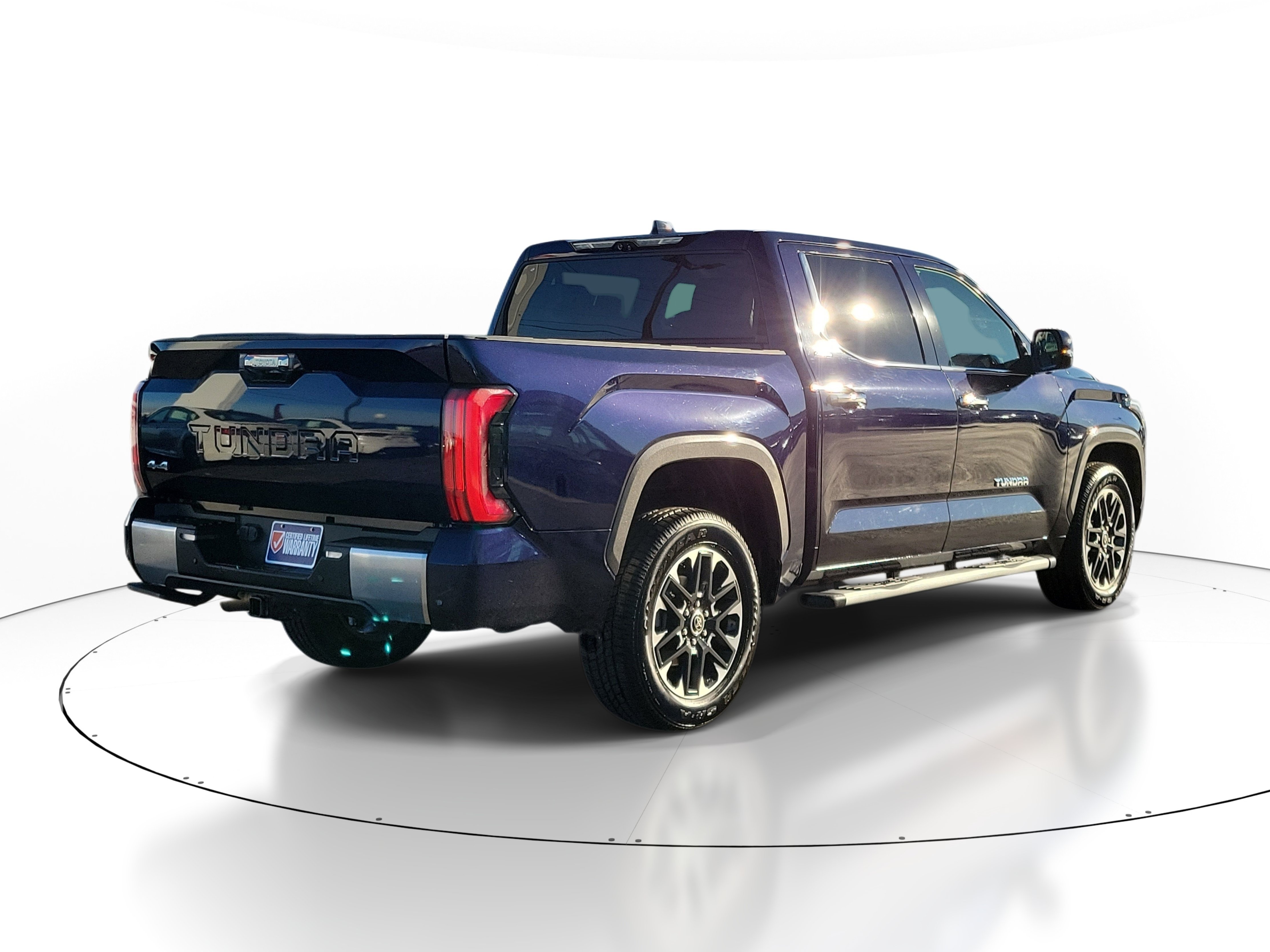 Used 2023 Toyota Tundra Limited AWD/4WD image 4