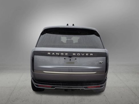 Used 2023 Land Rover Range Rover SE image 5